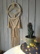 Load image into Gallery viewer, Macrame dream catcher Denes
