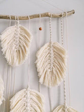 Load image into Gallery viewer, Macrame feathers wall hanging &quot;Benita&quot;
