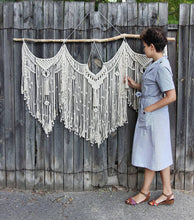 Load image into Gallery viewer, Macrame wall hanging &quot;Ingrid&quot;
