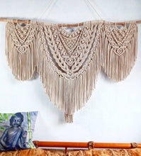 Load image into Gallery viewer, Extra large macrame wall hanging &quot;Lolana&quot;
