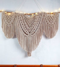 Load image into Gallery viewer, Extra large macrame wall hanging &quot;Lolana&quot;
