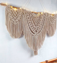 Load image into Gallery viewer, Extra large macrame wall hanging &quot;Lolana&quot;
