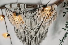 Load image into Gallery viewer, Small macrame wall hanging &quot;Adele&quot;
