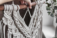 Load image into Gallery viewer, Small macrame wall hanging &quot;Heather&quot;
