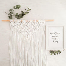 Load image into Gallery viewer, White small macrame wall hanging &quot;Selene&quot;
