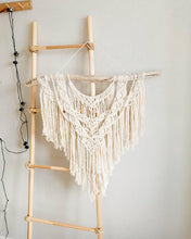 Load image into Gallery viewer, Macrame wall hanging &quot;Paola&quot;
