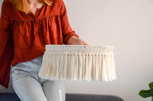 Load image into Gallery viewer, Macrame lampshade &quot;Lambert&quot;
