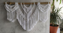 Load image into Gallery viewer, Macrame wall hanging Trinity
