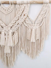 Load image into Gallery viewer, Macrame wall hanging with tassels &quot;Serena&quot;
