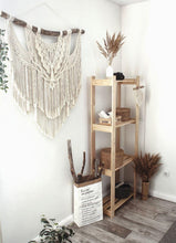 Load image into Gallery viewer, Macrame wall hanging &quot;Undine&quot;
