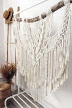 Load image into Gallery viewer, Macrame wall hanging &quot;Undine&quot;
