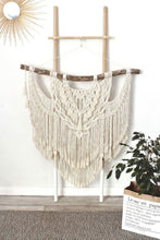 Load image into Gallery viewer, Macrame wall hanging &quot;Undine&quot;
