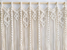 Load image into Gallery viewer, Macrame wall hanging &quot;Greta&quot;
