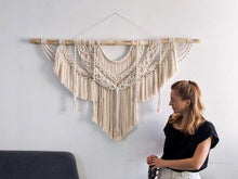 Load image into Gallery viewer, Large macrame wall hanging Belle
