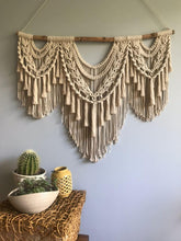 Load image into Gallery viewer, Macrame wall hanging Aurora
