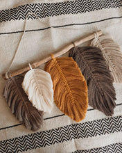 Load image into Gallery viewer, Brown Colored Macrame Feathers Peggy
